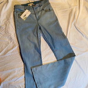 NWT Chelsea & Violet Flare High Waist Jeans 27
